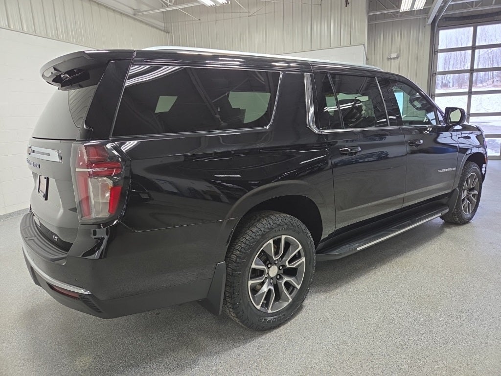 2021 Chevrolet Suburban LT