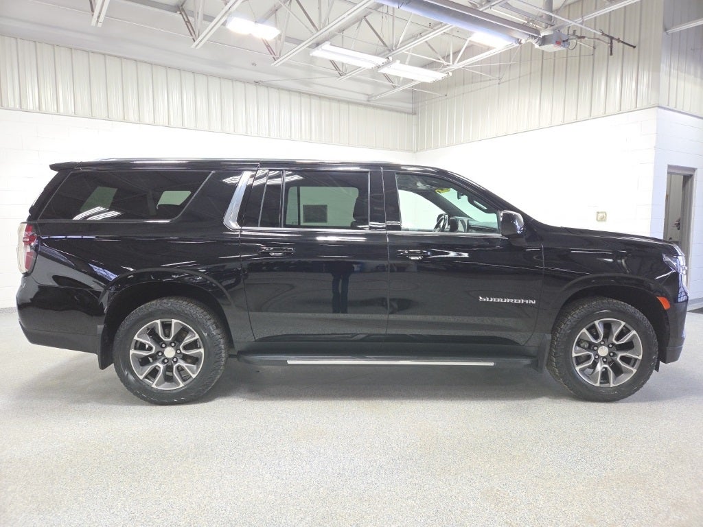 2021 Chevrolet Suburban LT