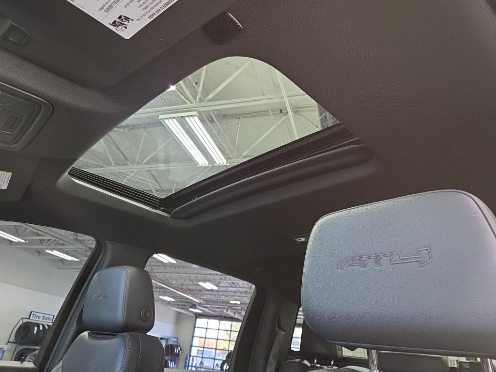 2025 GMC Sierra 2500HD AT4