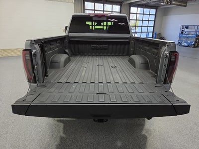 2025 GMC Sierra 2500HD AT4