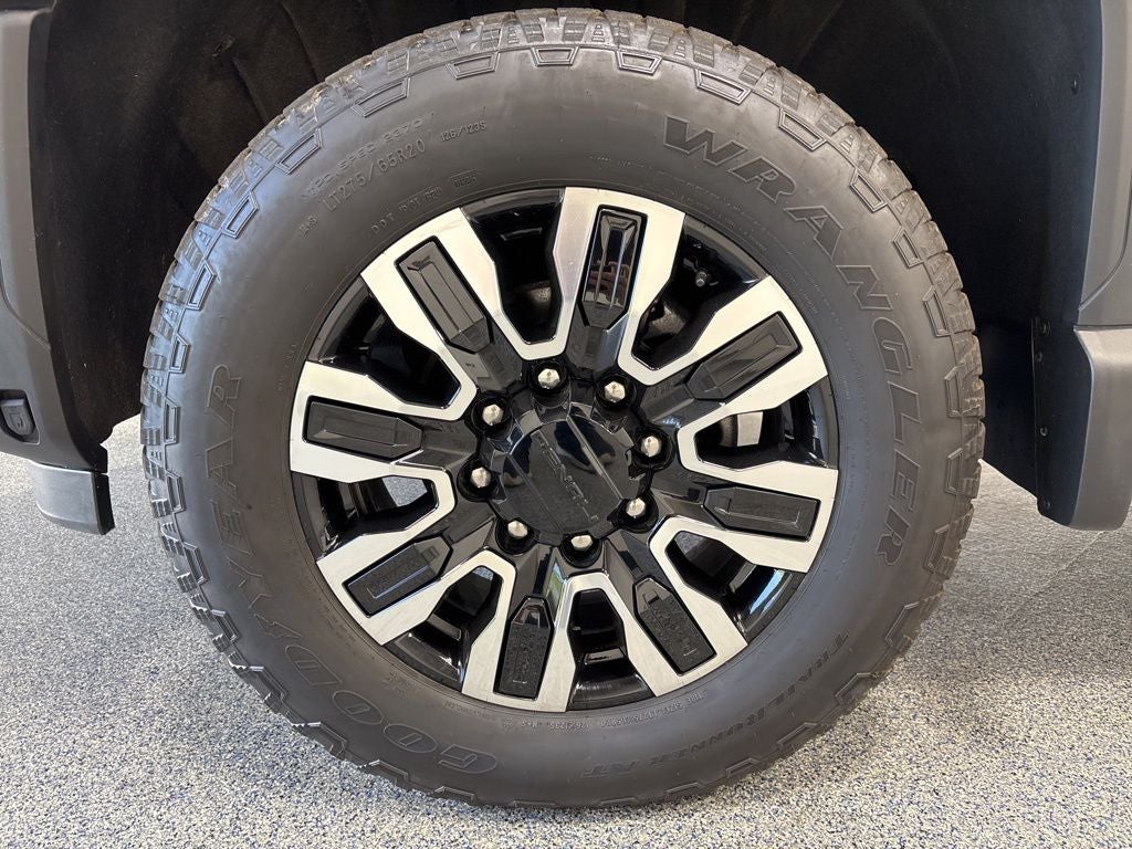 2025 GMC Sierra 2500HD Denali Ultimate