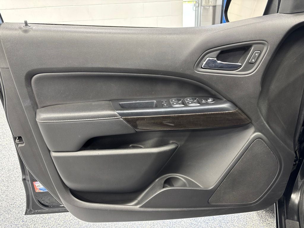 2017 GMC Canyon SLE1