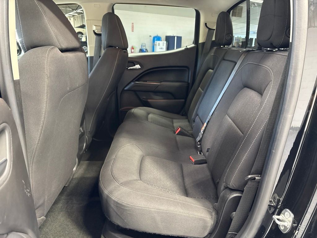 2017 GMC Canyon SLE1