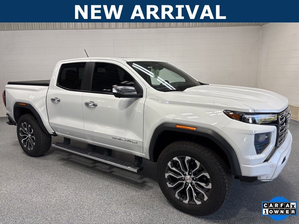 2024 GMC Canyon 4WD Denali Crew Cab Short Box's photo