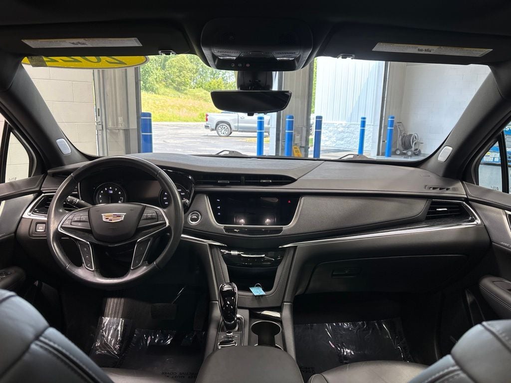 2022 Cadillac XT5 Premium Luxury