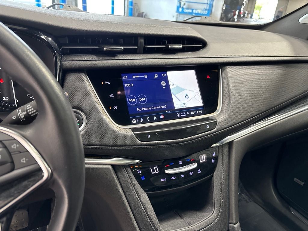 2022 Cadillac XT5 Premium Luxury