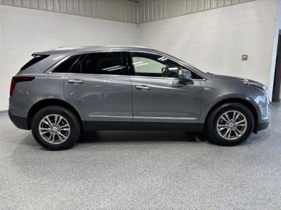 2022 Cadillac XT5 Premium Luxury