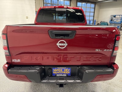 2024 Nissan Frontier SL