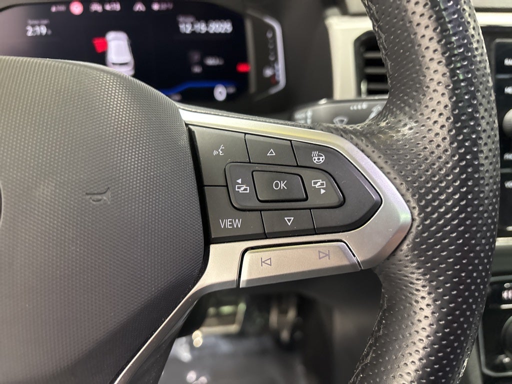 2021 Volkswagen Atlas Cross Sport 3.6L V6 SEL Premium R-Line