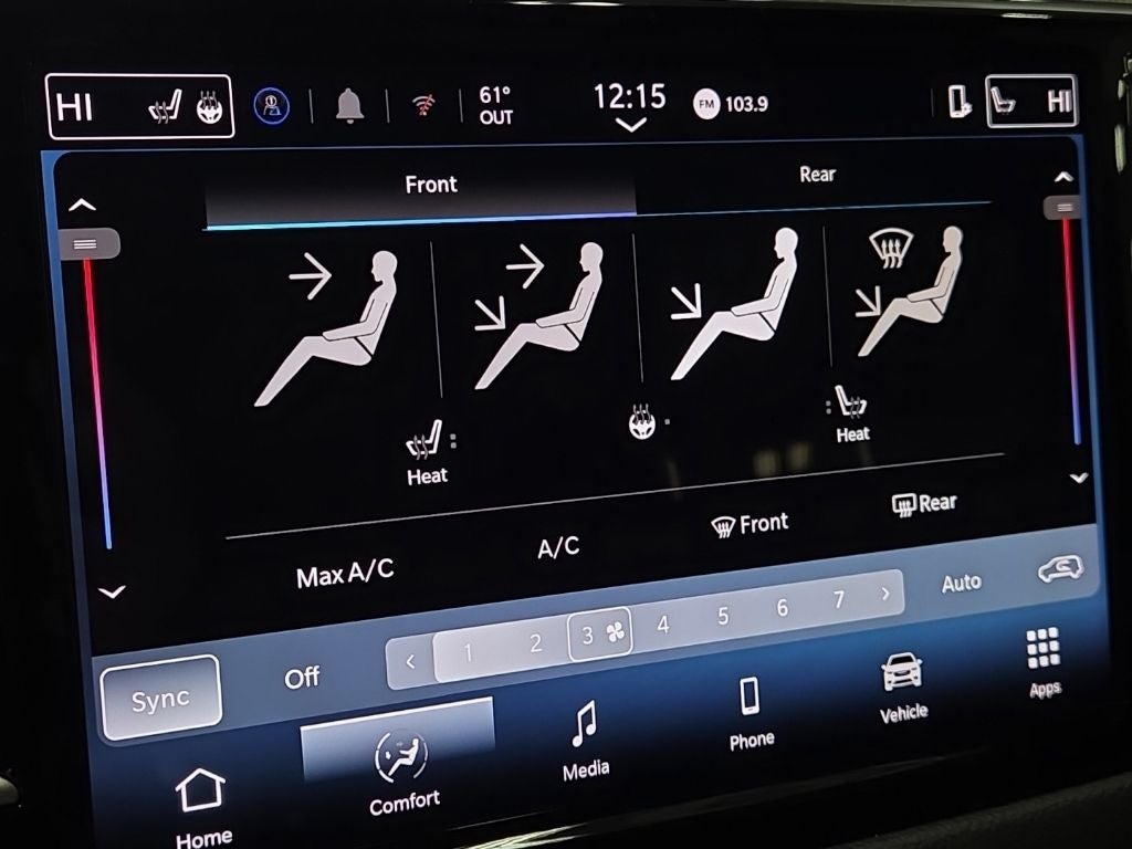 2025 Chrysler Pacifica Select