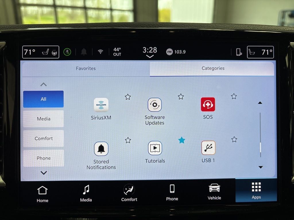 2025 Chrysler Pacifica Select