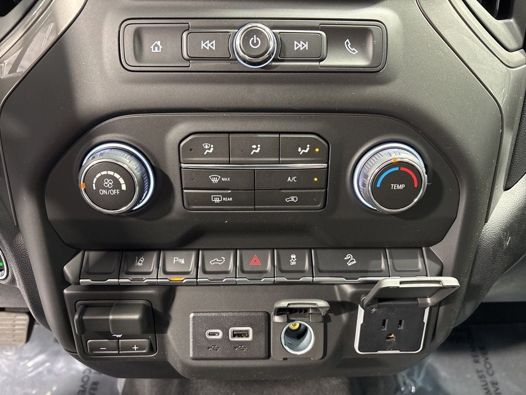 2026 Chevrolet Silverado 2500HD Custom