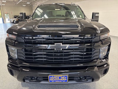 2026 Chevrolet Silverado 2500HD Custom