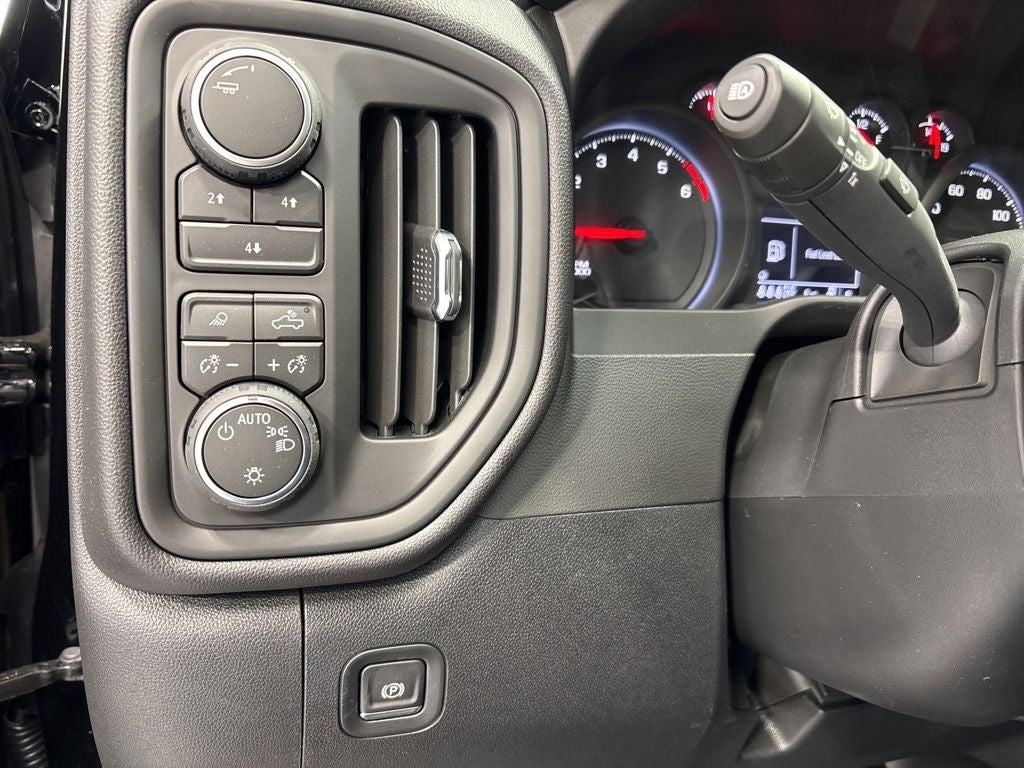 2026 Chevrolet Silverado 2500HD Custom