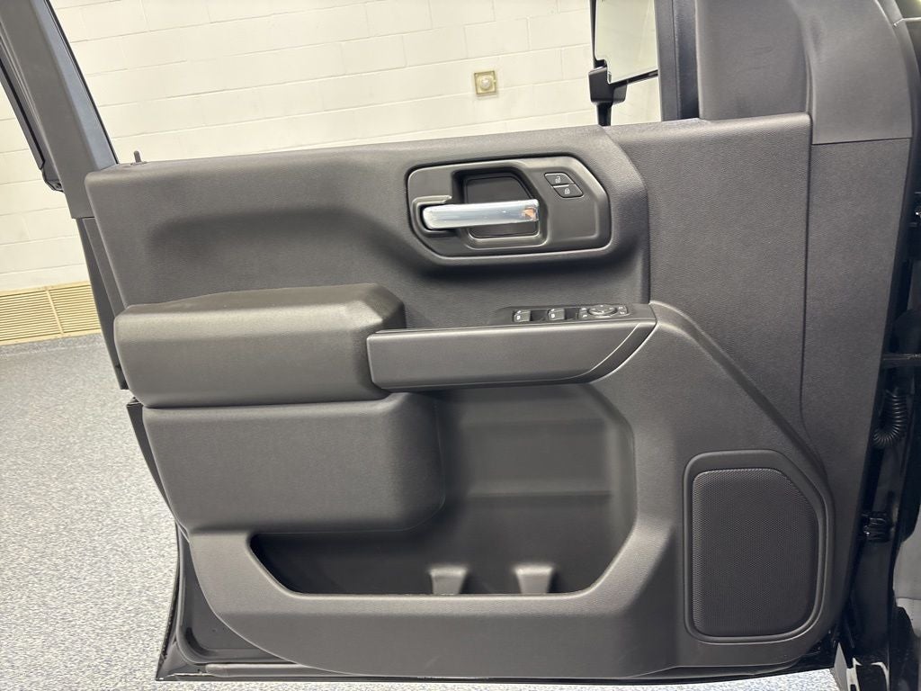 2026 Chevrolet Silverado 2500HD Custom