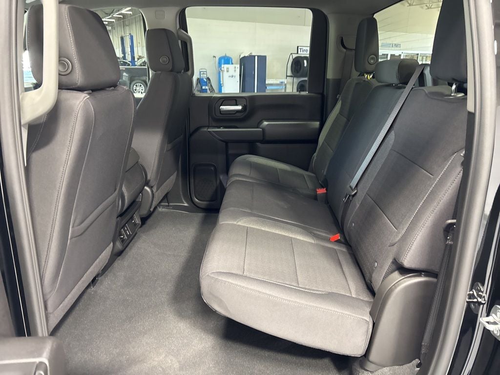 2026 Chevrolet Silverado 2500HD Custom