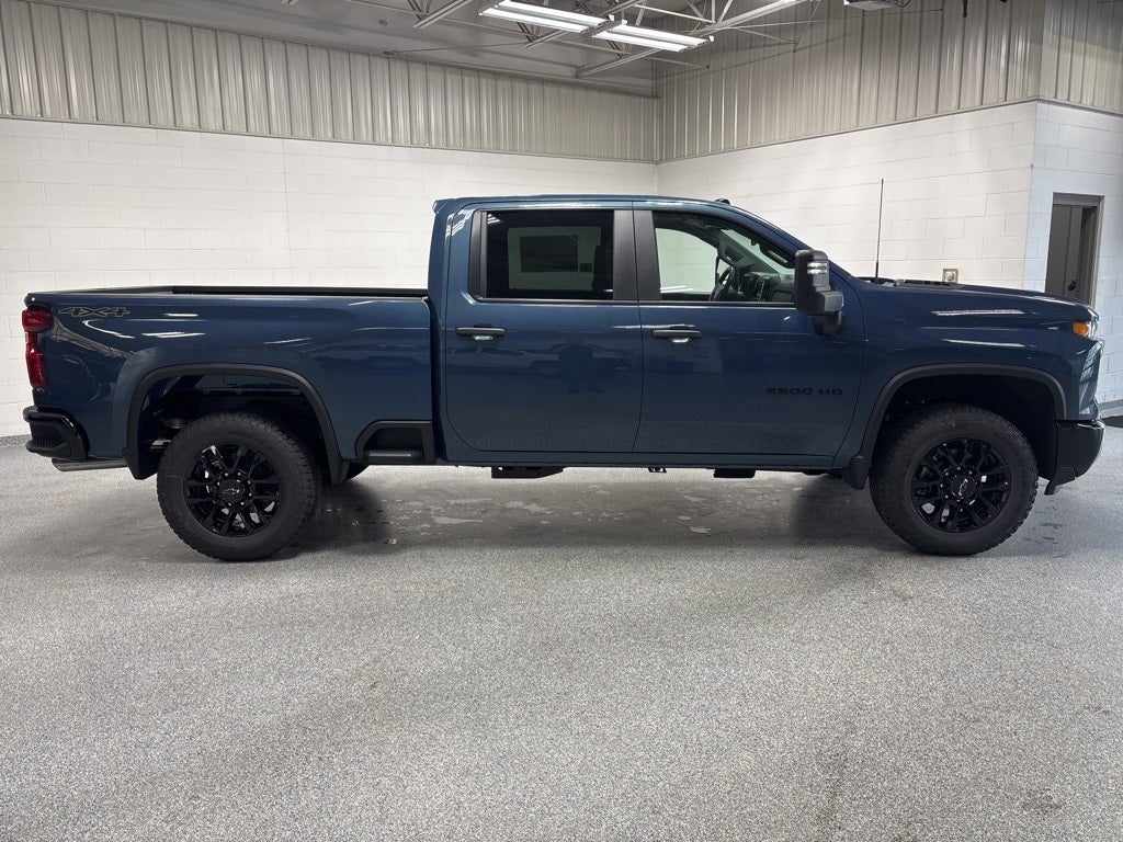 2026 Chevrolet Silverado 2500HD Custom