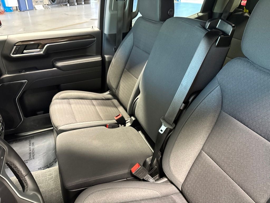 2023 Chevrolet Silverado 1500 LT LT1