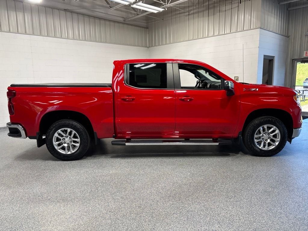 2023 Chevrolet Silverado 1500 LT LT1