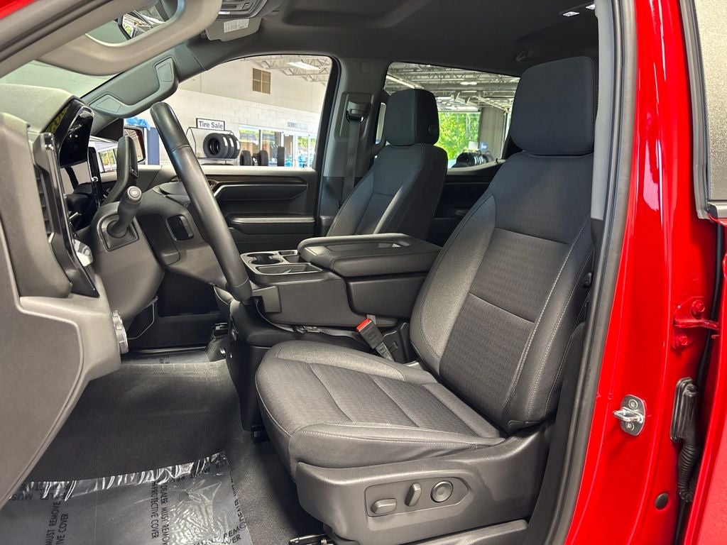 2023 Chevrolet Silverado 1500 LT LT1