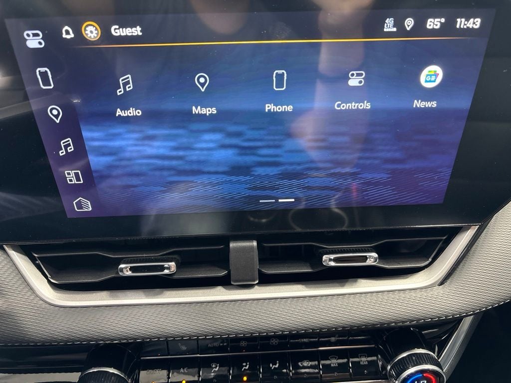 2026 Chevrolet Equinox LT - Photo 21