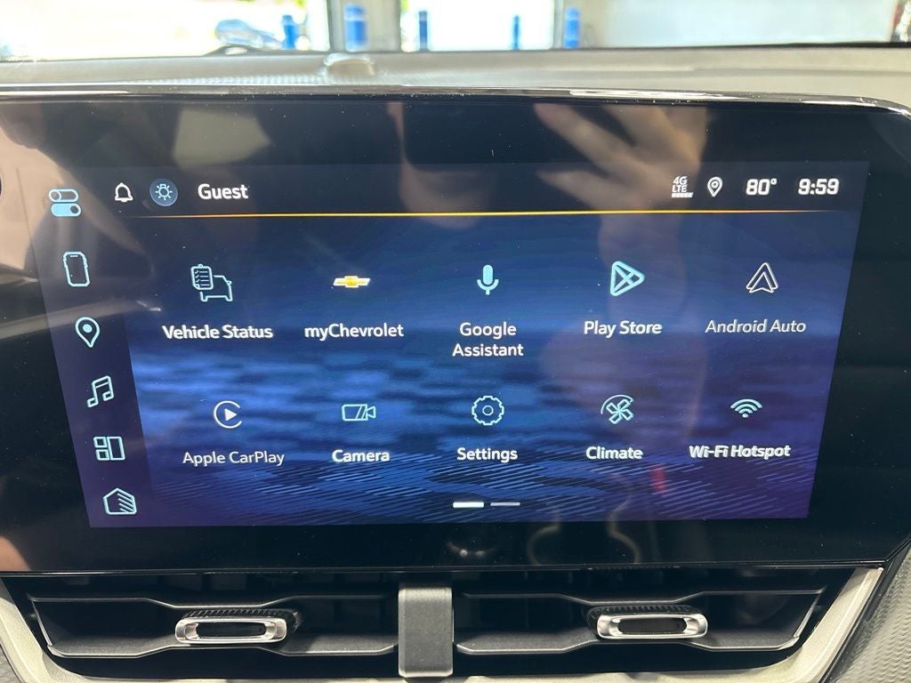 2027 Chevrolet Equinox LT - Photo 21