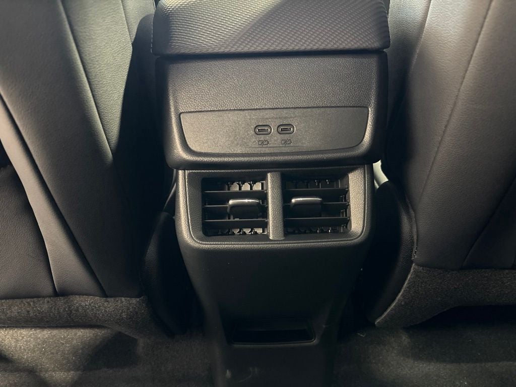 2027 Chevrolet Equinox LT - Photo 52