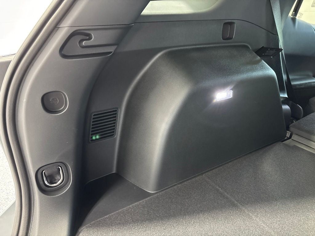 2027 Chevrolet Equinox LT - Photo 56