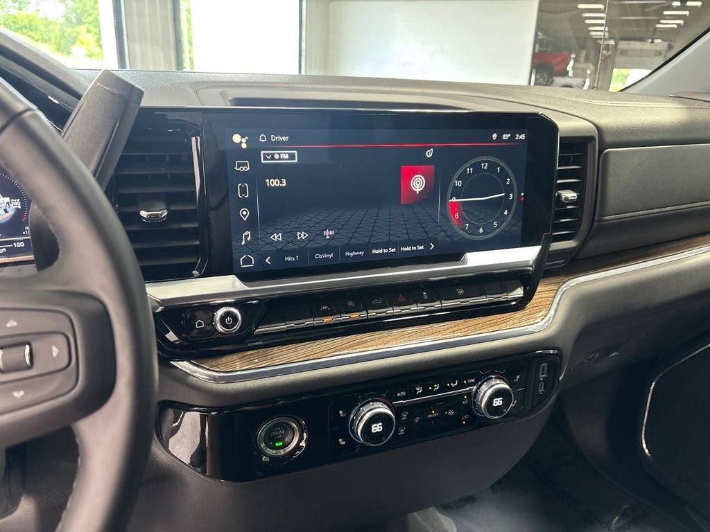 2024 GMC Sierra 1500 Elevation