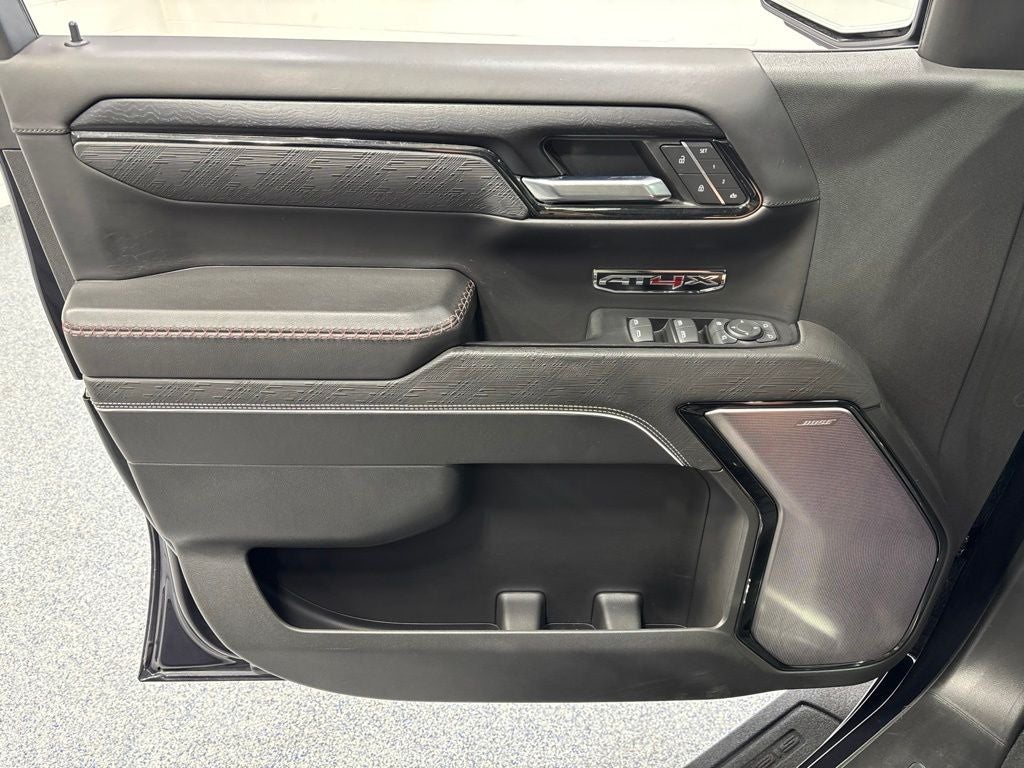 2023 GMC Sierra 1500 AT4X