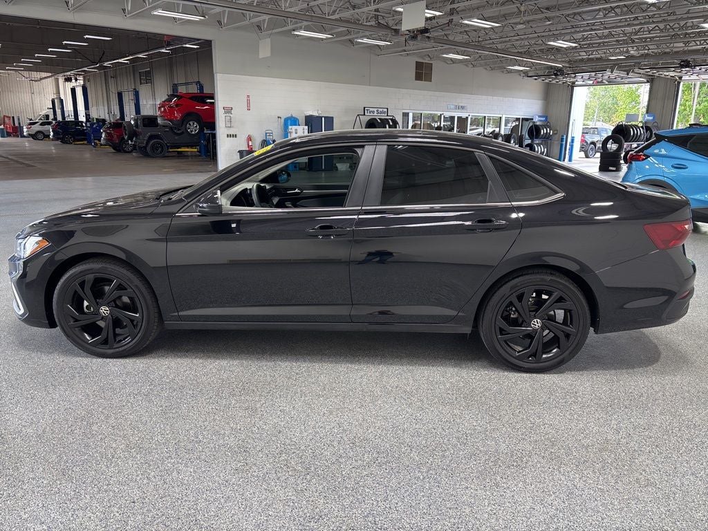 2025 Volkswagen Jetta 1.5T SE