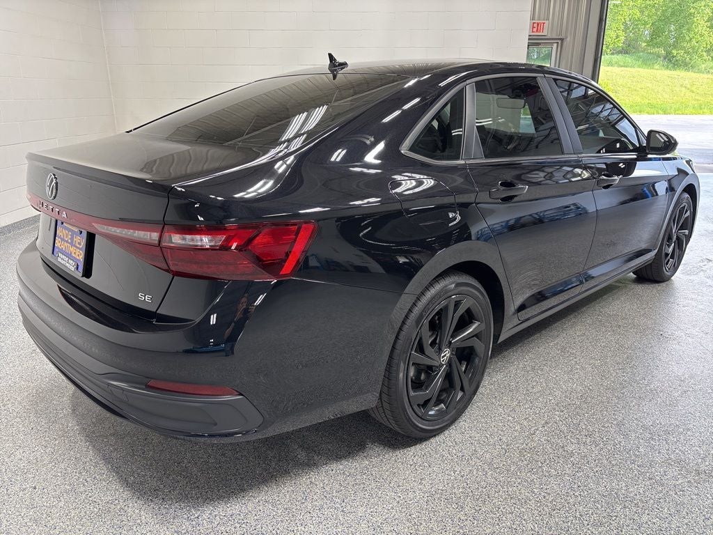 2025 Volkswagen Jetta 1.5T SE
