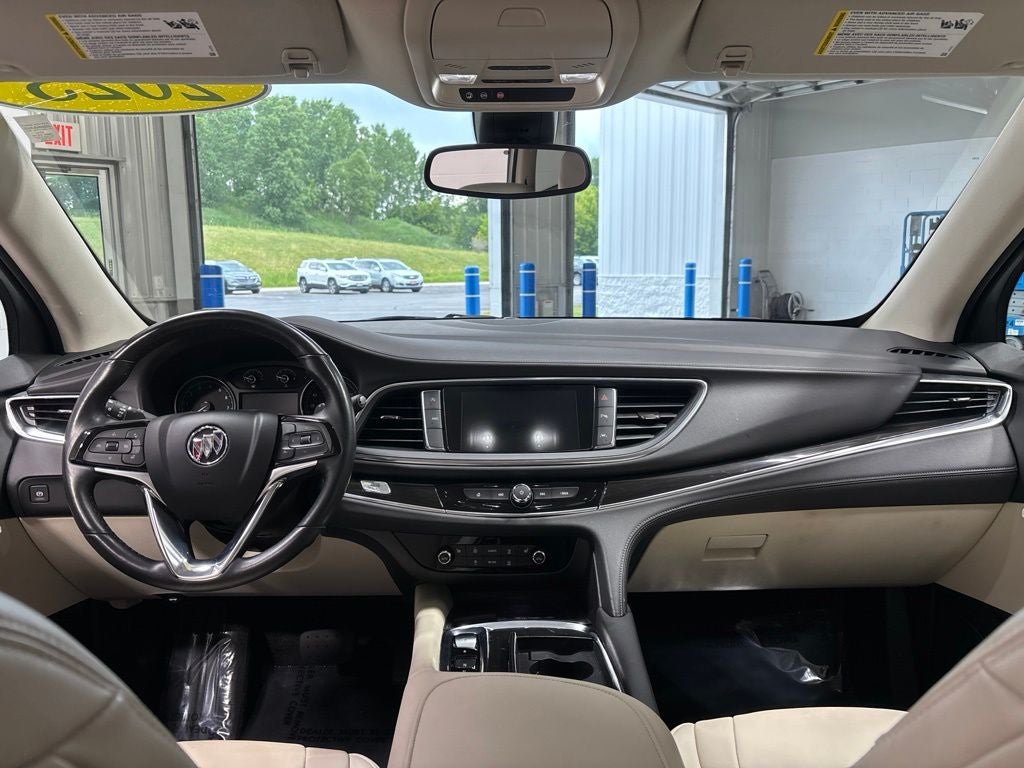 2023 Buick Enclave Essence
