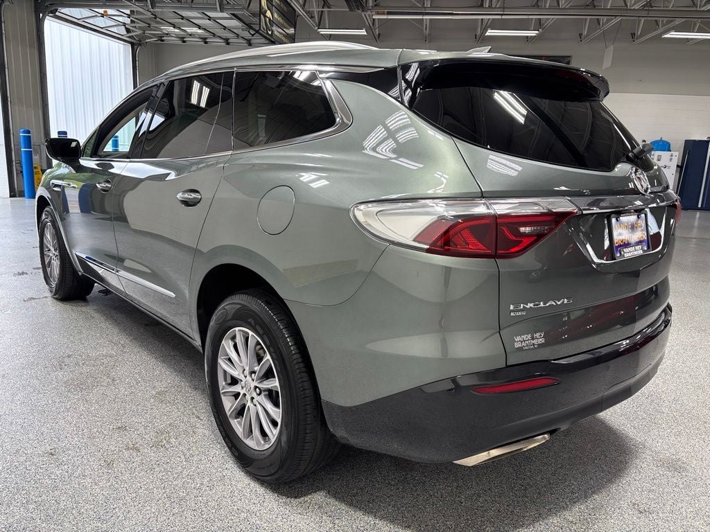 2023 Buick Enclave Essence