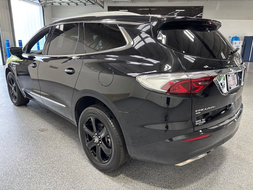 2023 Buick Enclave Essence
