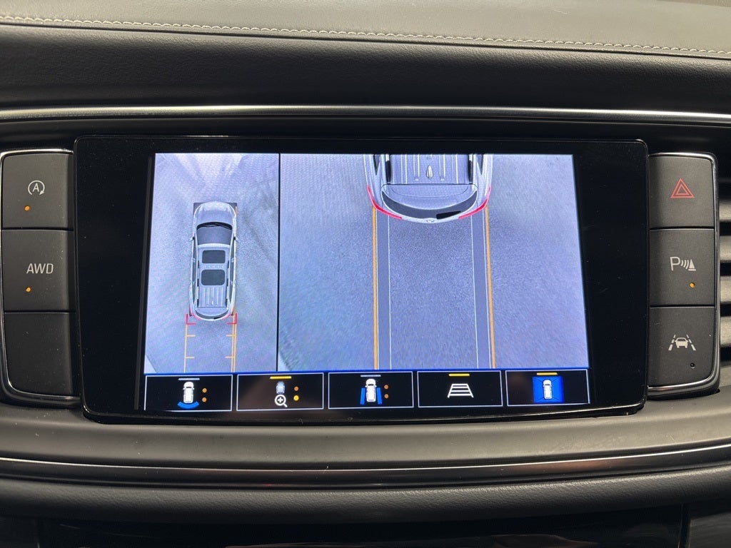 2024 Buick Enclave Essence