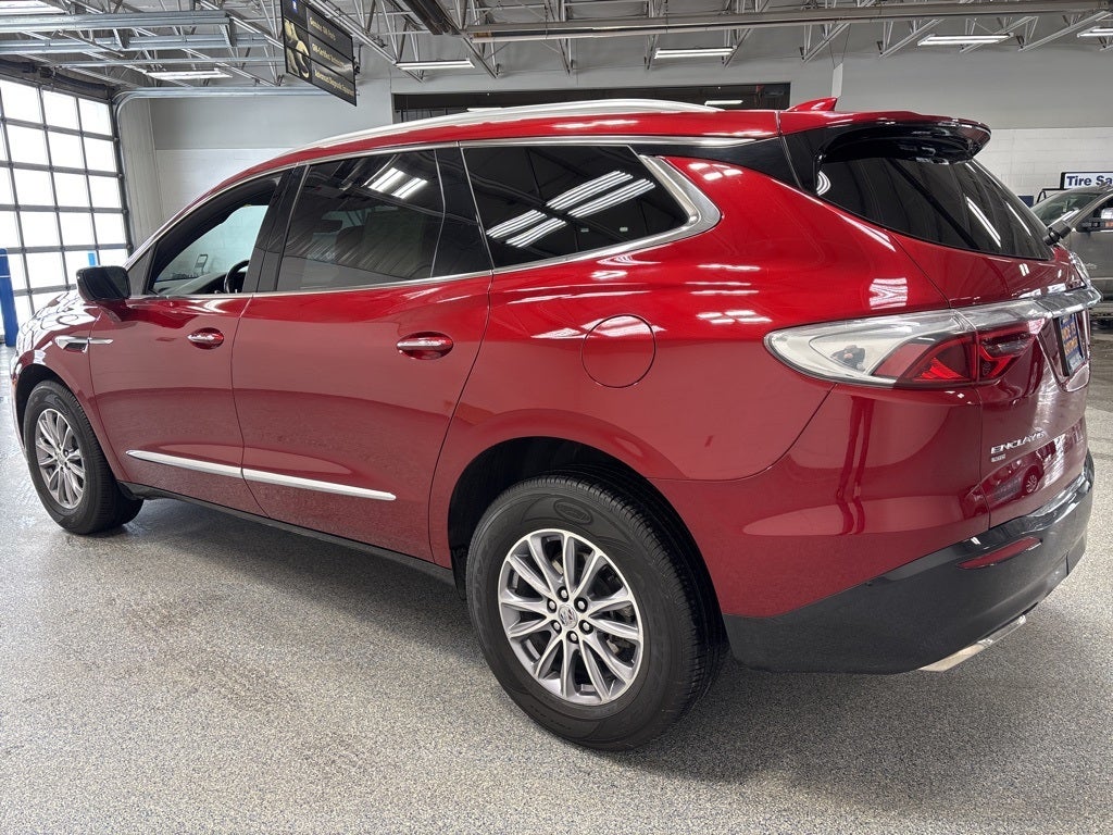 2024 Buick Enclave Essence