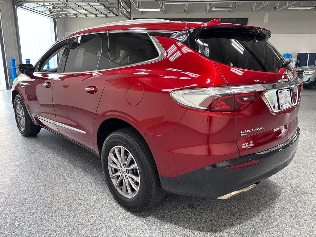 2023 Buick Enclave Essence