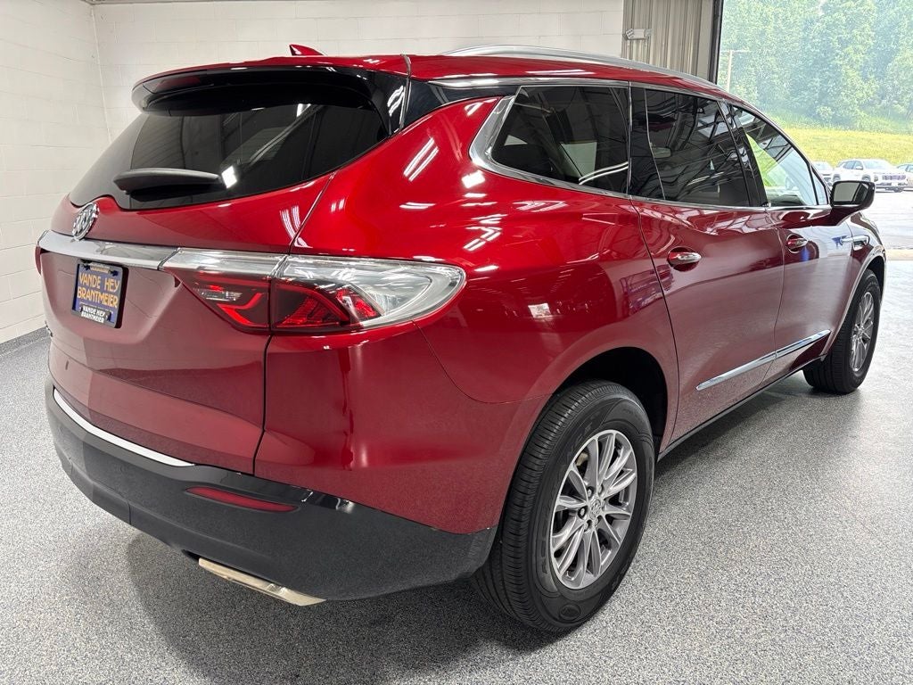 2023 Buick Enclave Essence