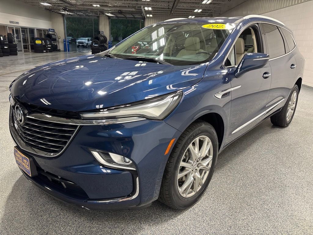 2023 Buick Enclave Essence