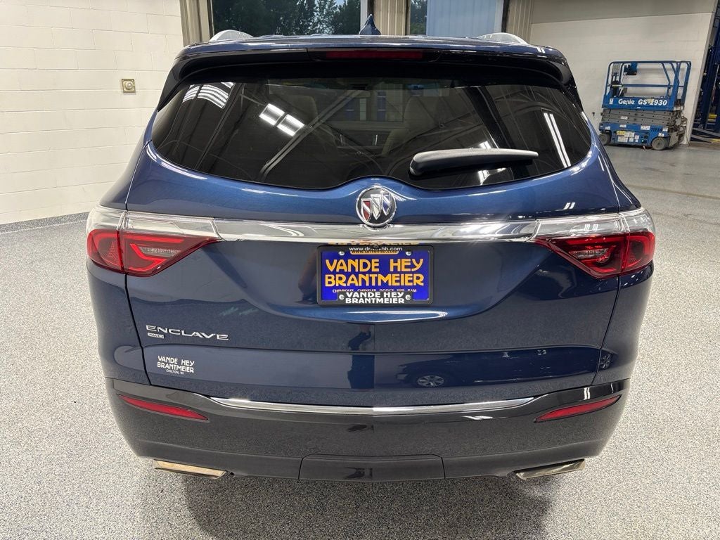 2023 Buick Enclave Essence