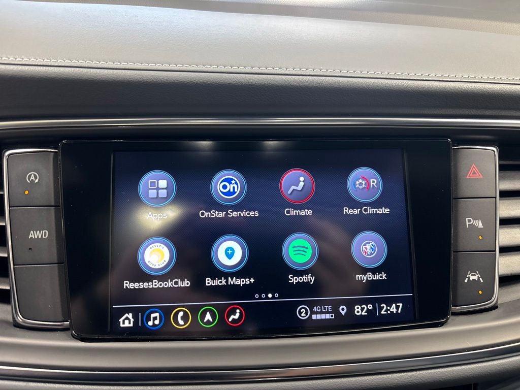 2023 Buick Enclave Essence