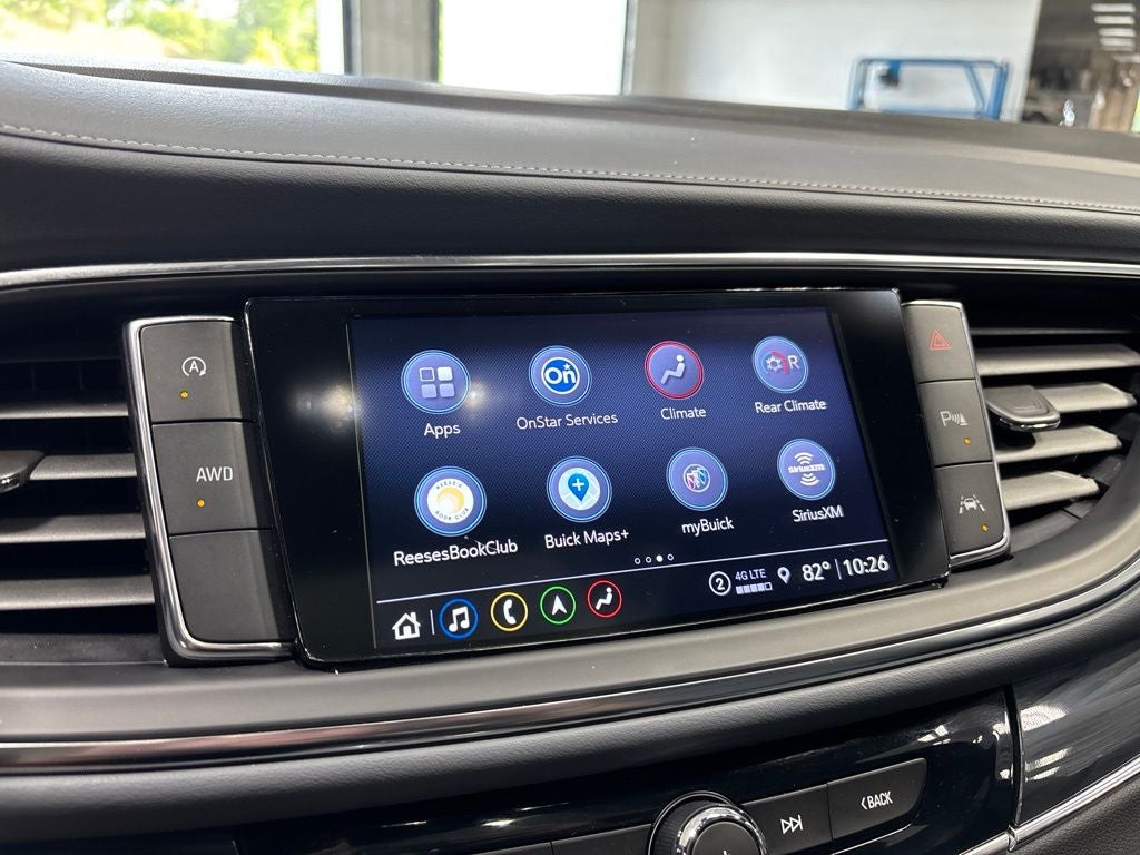 2023 Buick Enclave Essence