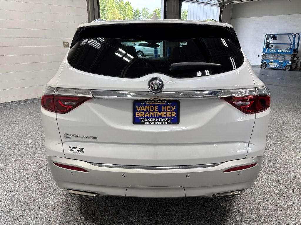 2023 Buick Enclave Essence