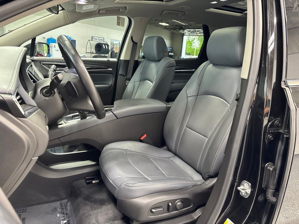 2021 Buick Enclave Essence