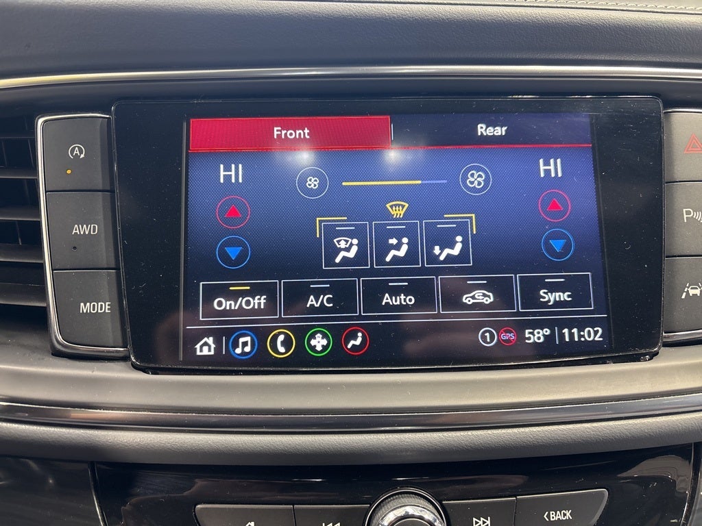 2023 Buick Enclave Essence