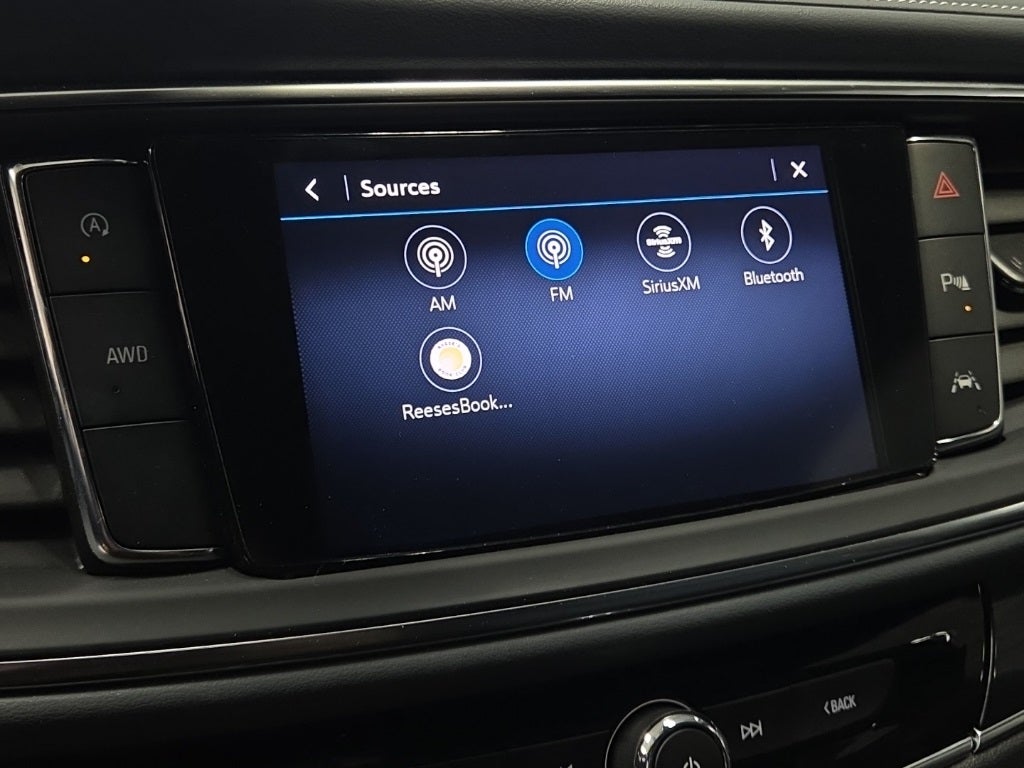 2023 Buick Enclave Essence