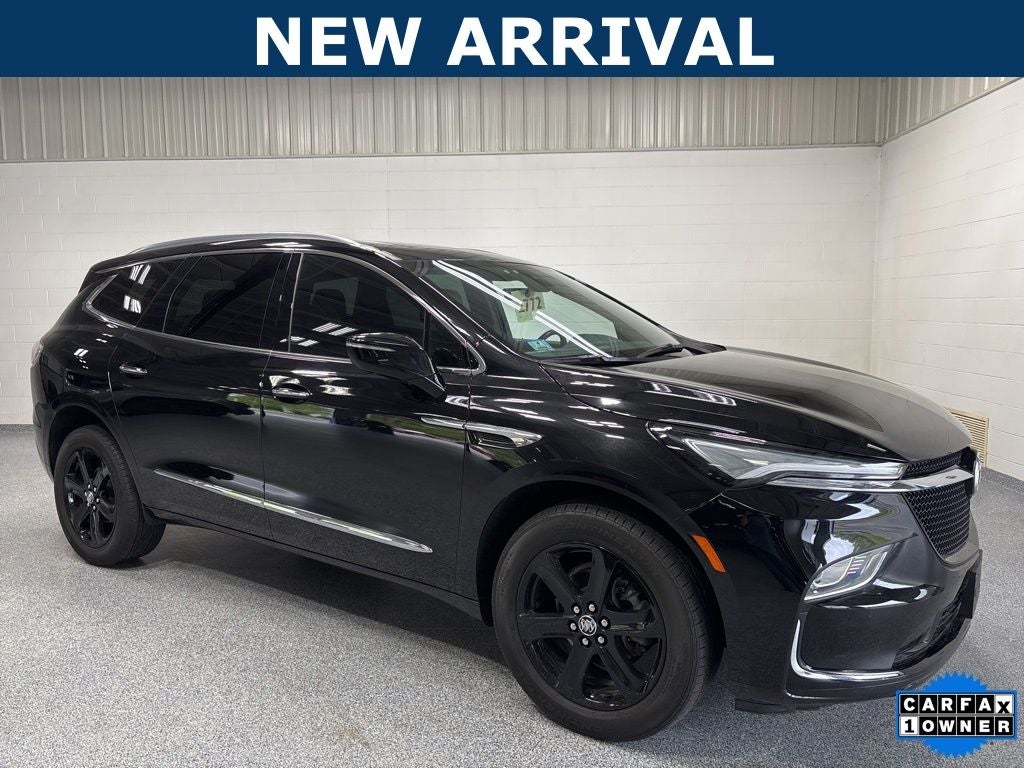2024 Buick Enclave Essence AWD's photo
