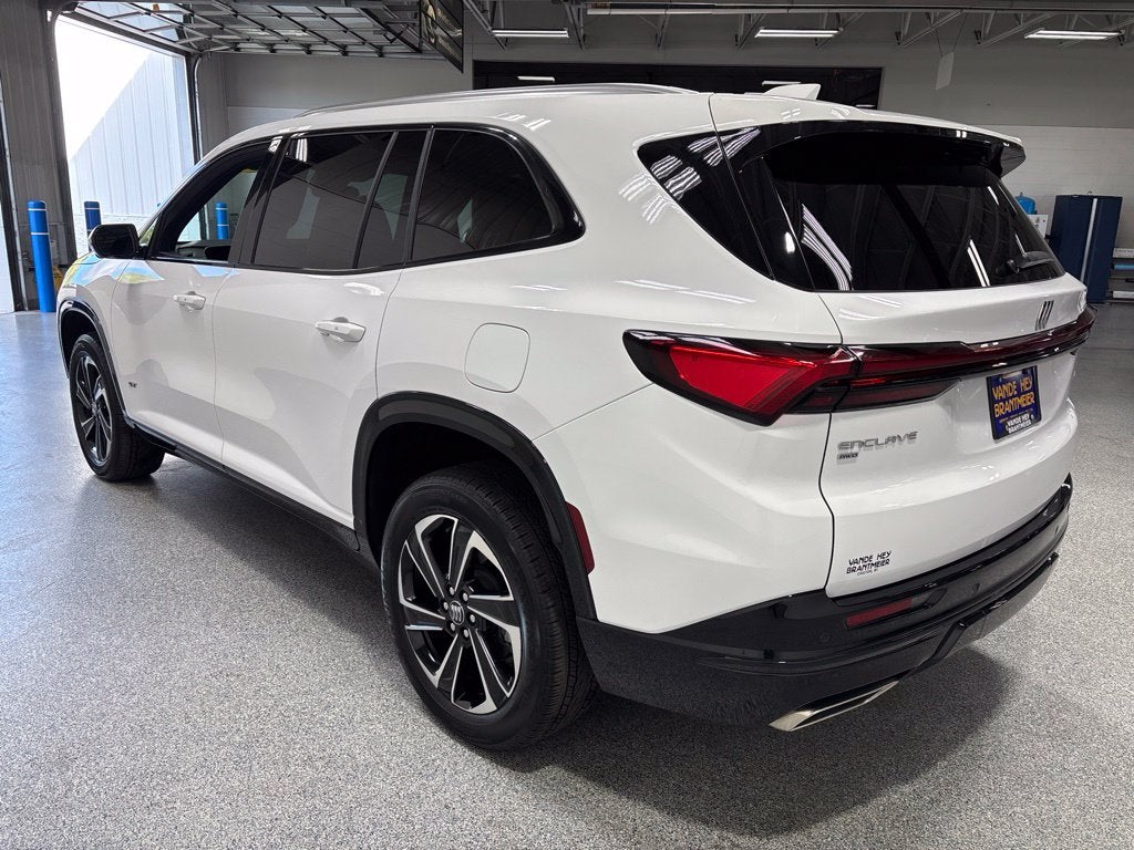 2026 Buick Enclave Sport Touring