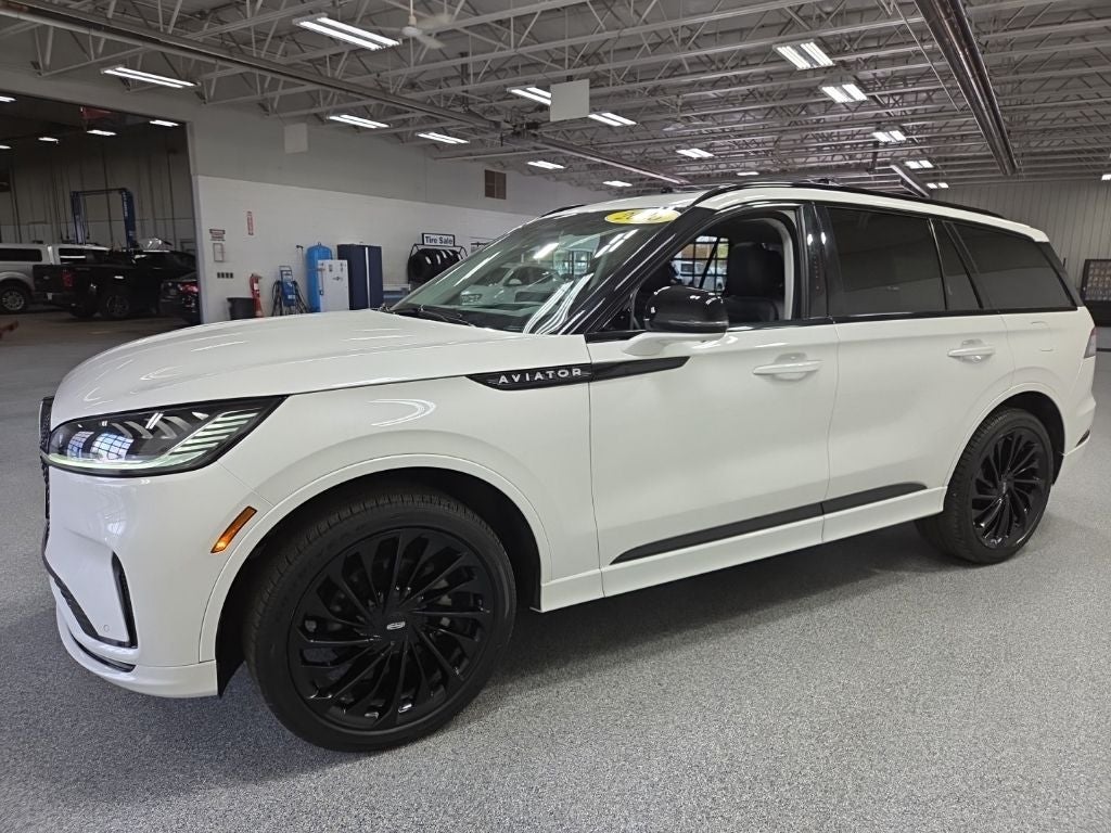 2025 Lincoln Aviator Reserve